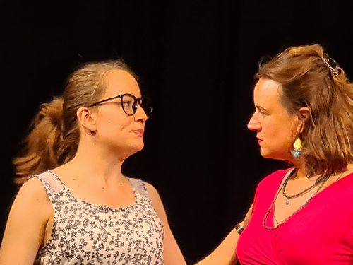 12 Julia und Kathrin 1.jpg